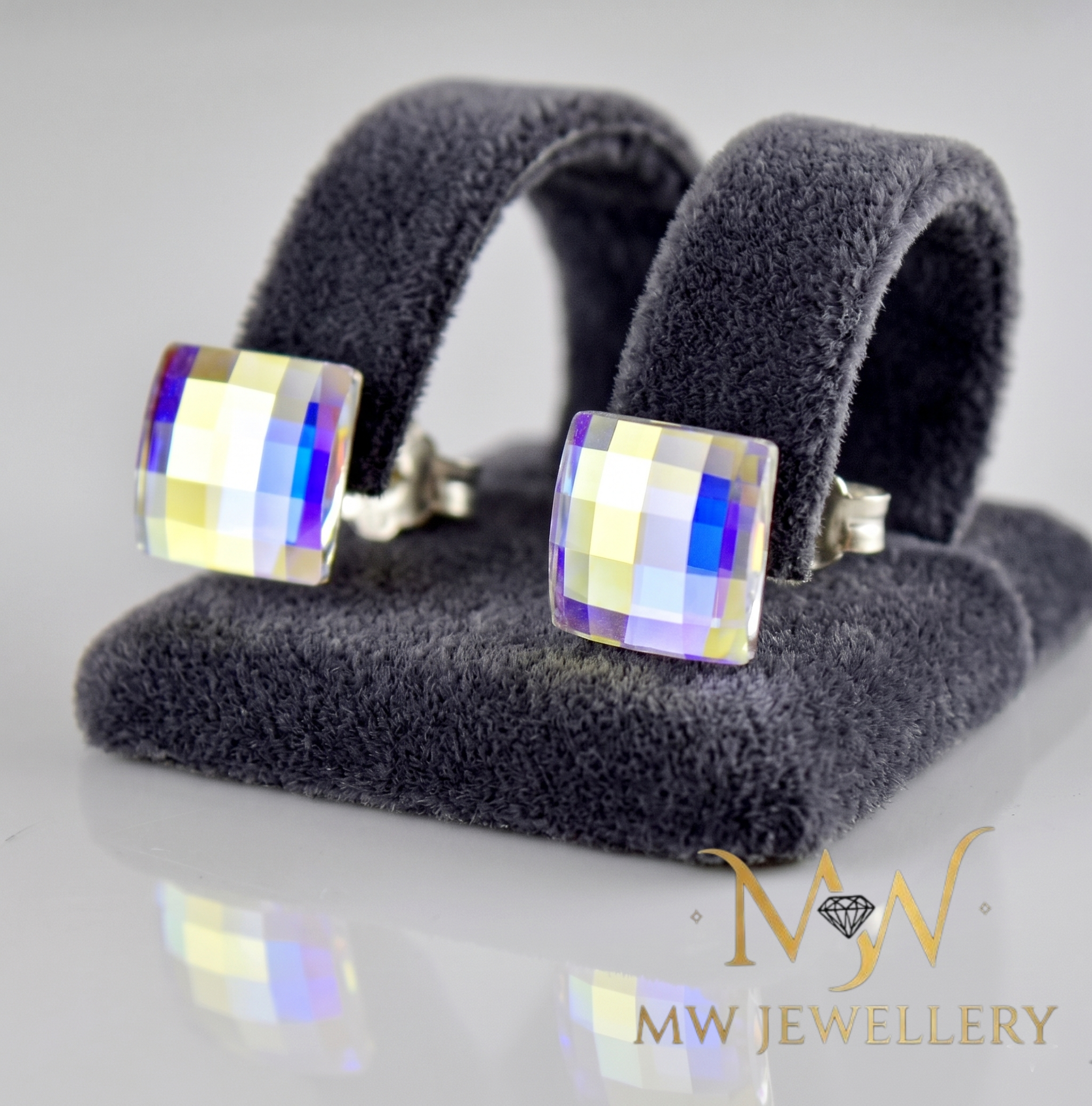 KOLCZYKI WKRĘTKI - crystal  Chessboard Swarovski®