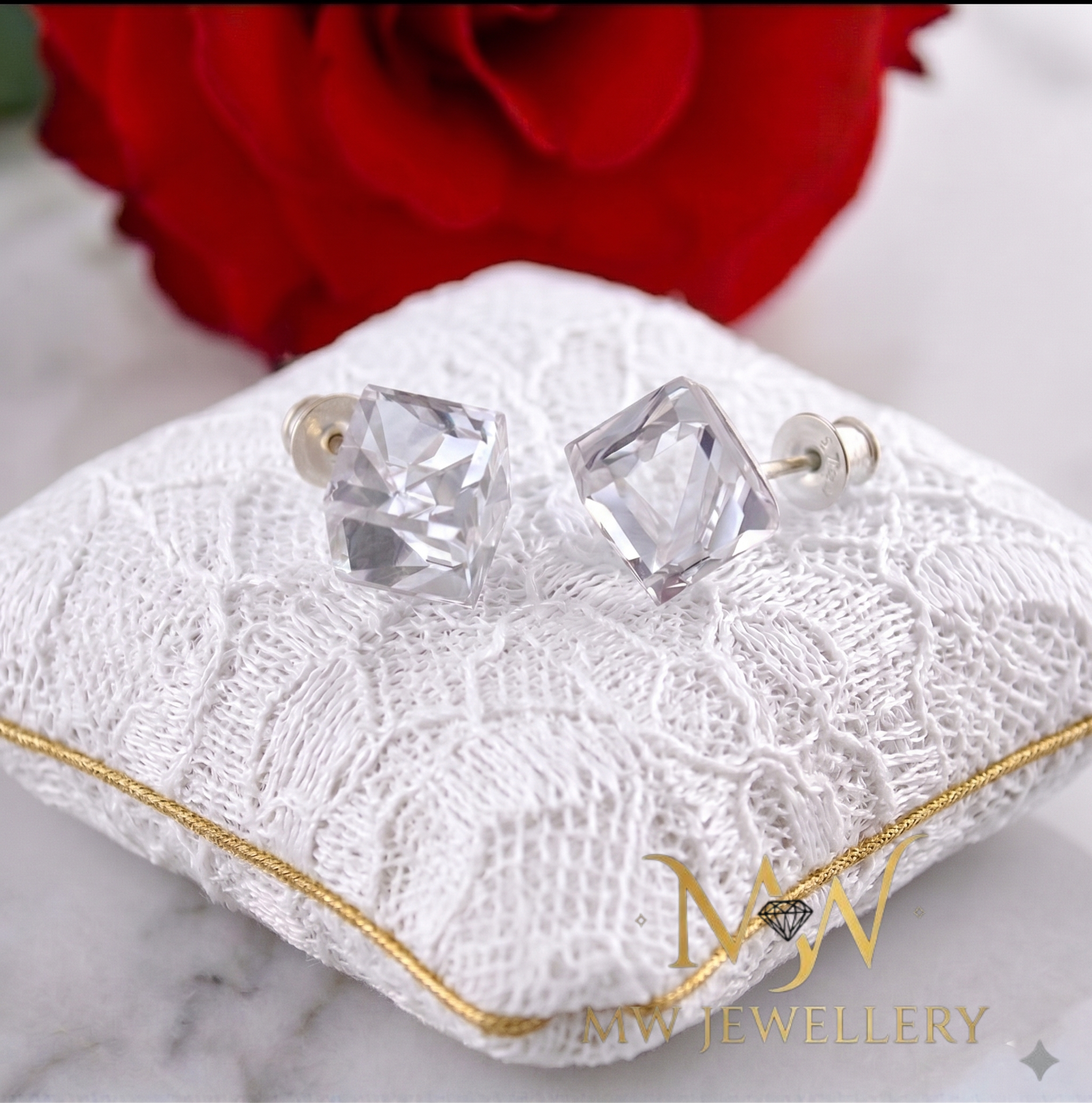 KOLCZYKI Cube crystal Swarovski®